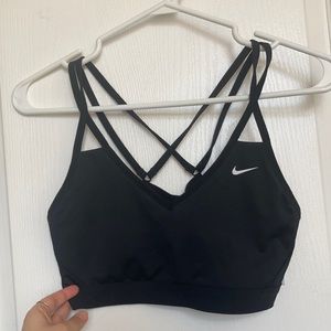 Nike sports bra size M